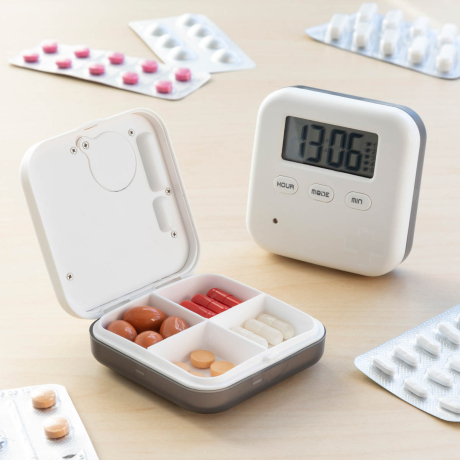 Elektronická inteligentní krabička na léky Pilly - Kliknutím zobrazíte detail obrázku.